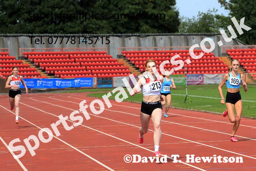 300 metres, 2024 Gateshead Tartan Games.  Photo: David T. Hewitson/Sports for All Pics